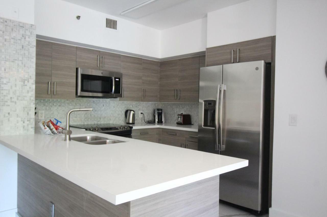 Yacht Club At Aventura 2 Bed 2 Bath Luxurius Cozy Brand New Daire Dış mekan fotoğraf