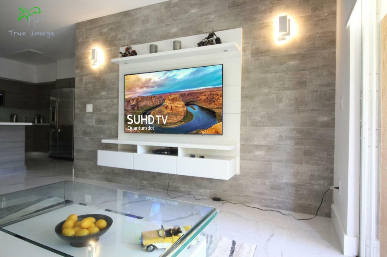 Yacht Club At Aventura 2 Bed 2 Bath Luxurius Cozy Brand New Daire Dış mekan fotoğraf