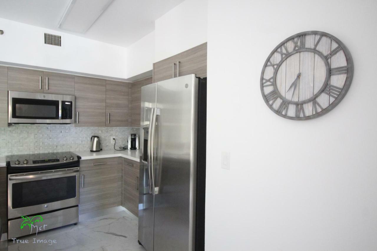 Yacht Club At Aventura 2 Bed 2 Bath Luxurius Cozy Brand New Daire Dış mekan fotoğraf