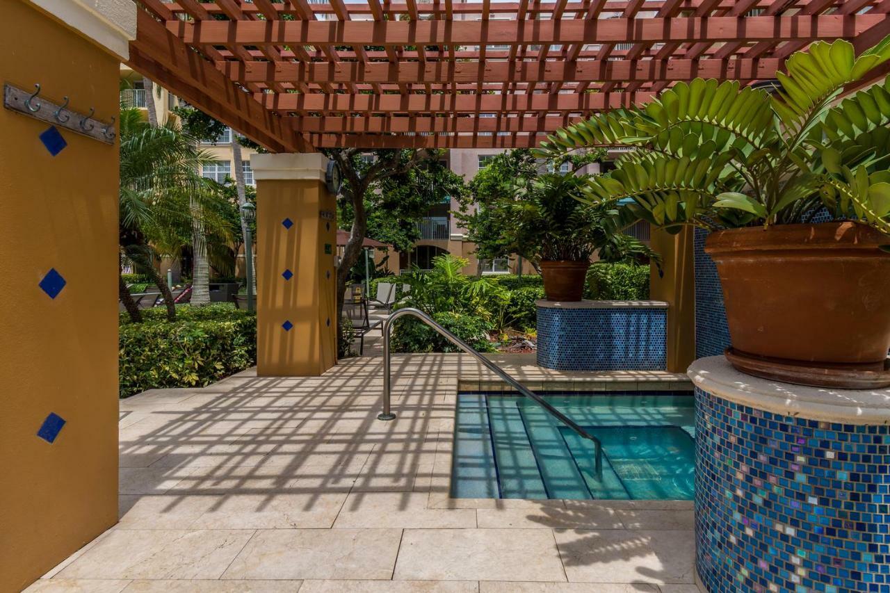 Yacht Club At Aventura 2 Bed 2 Bath Luxurius Cozy Brand New Daire Dış mekan fotoğraf