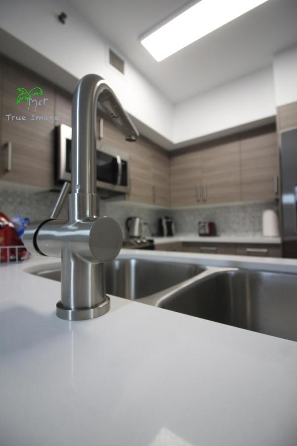 Yacht Club At Aventura 2 Bed 2 Bath Luxurius Cozy Brand New Daire Dış mekan fotoğraf